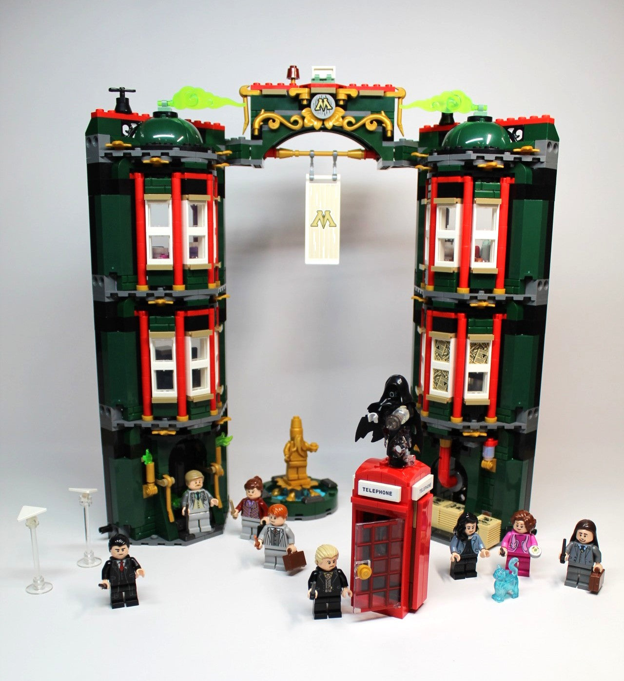 LEGO Harry Potter Deathly Hallows: The Ministry of Magic (76403)